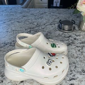 Women's white platform croc's  size 6.